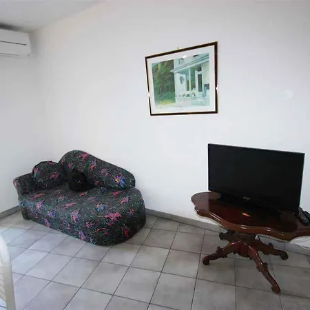 In 39139 Apartment *
