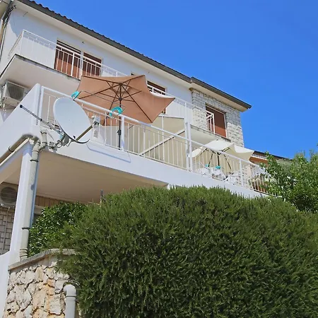 In 16871 Apartament